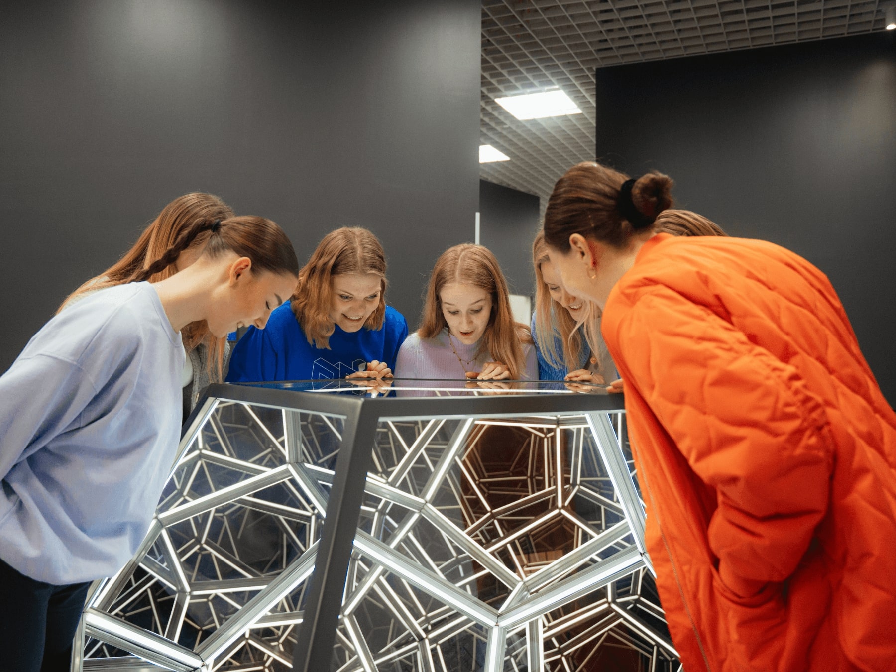 The Museum of Illusions Hamburg – The Perfect Activity for Any Weather
